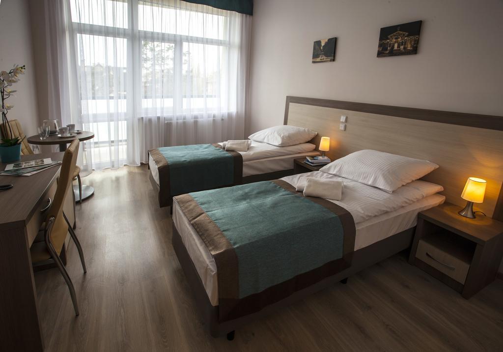 Dom Zdrojowy Hotel Ciechocinek Buitenkant foto